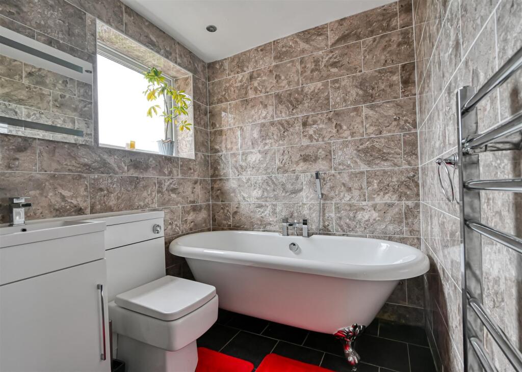 16 Dunval Road-14.jpg