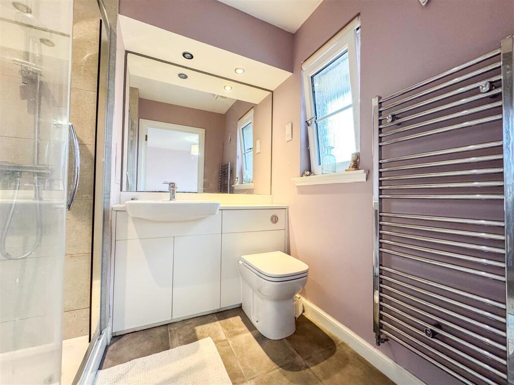 Master En-Suite