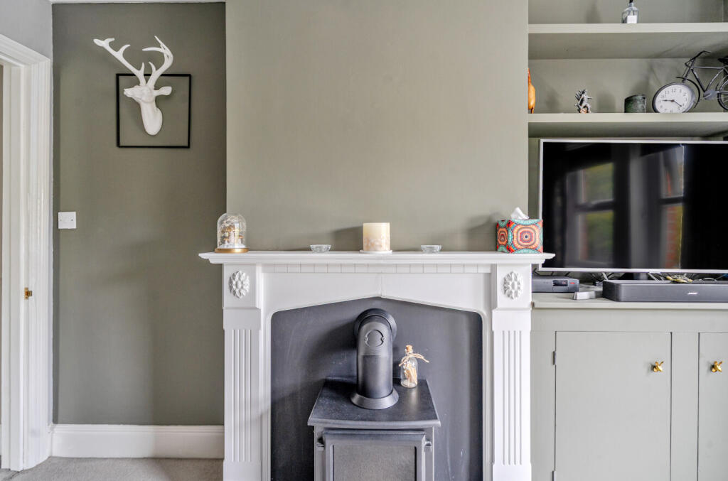 1348730-3-68c13de...