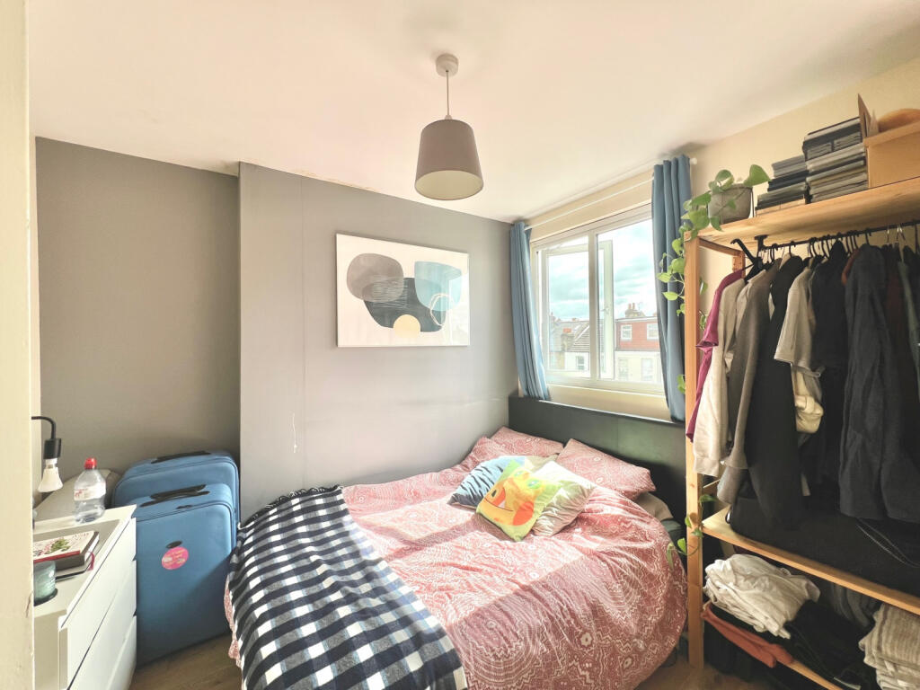 Top/Second Floor, Room 5
