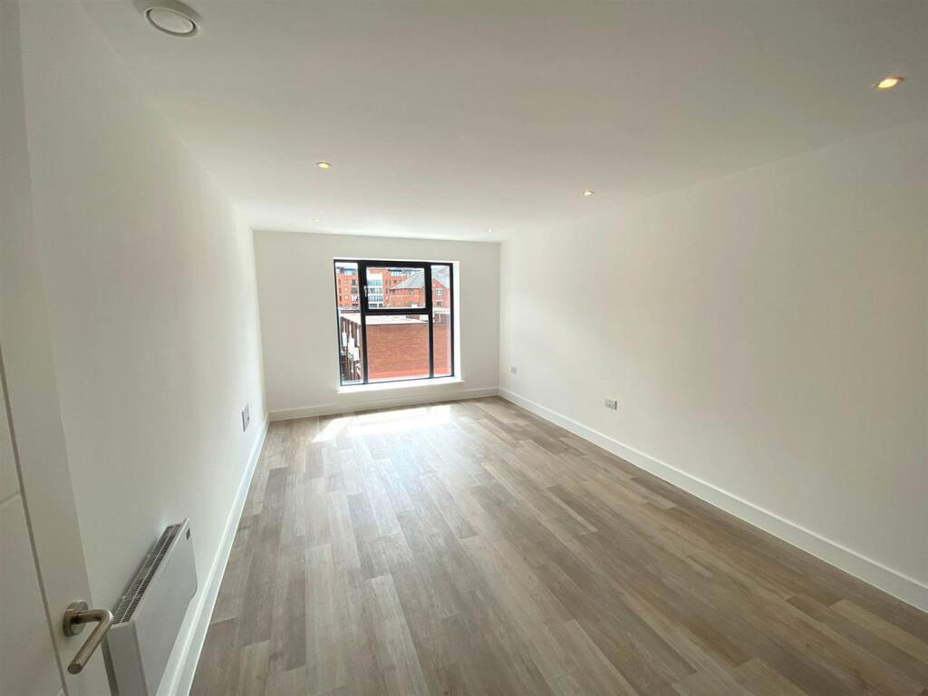 LivingRoom.jpg