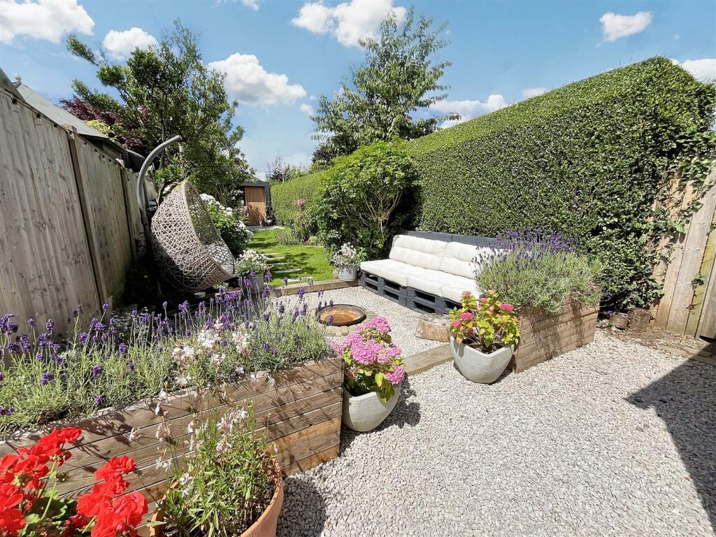 Gardens Aspect 4