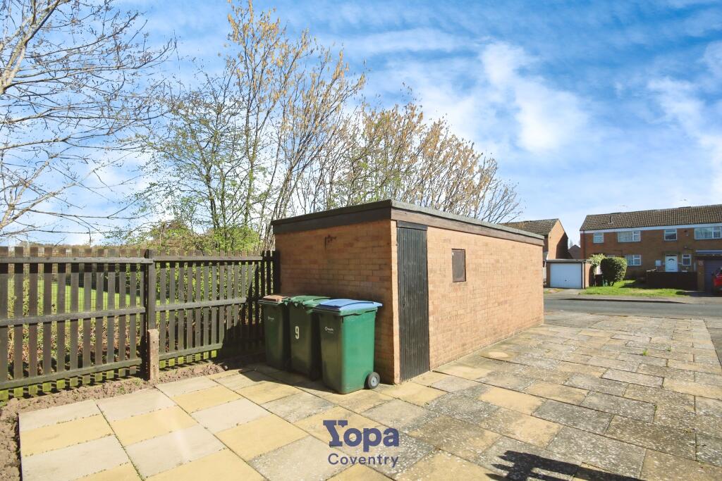 1a8f7126-Driveway.JPG