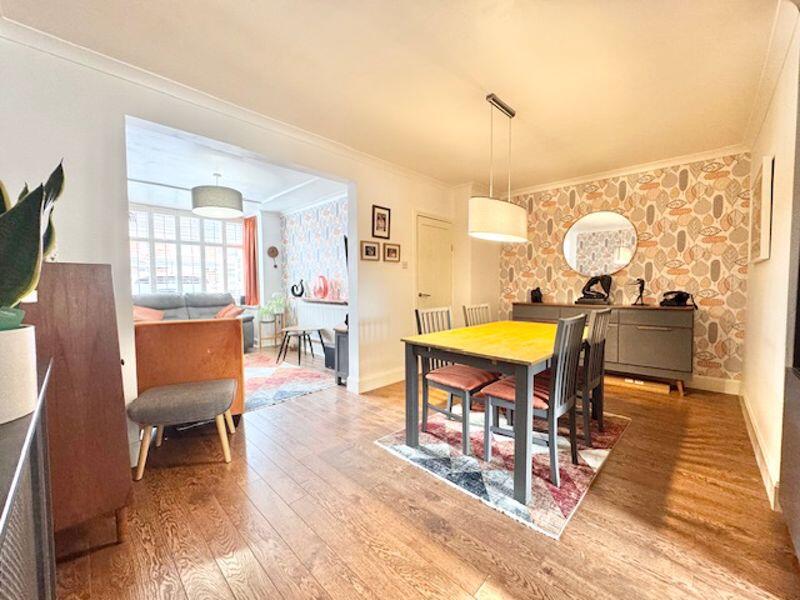 Dining room and lounge