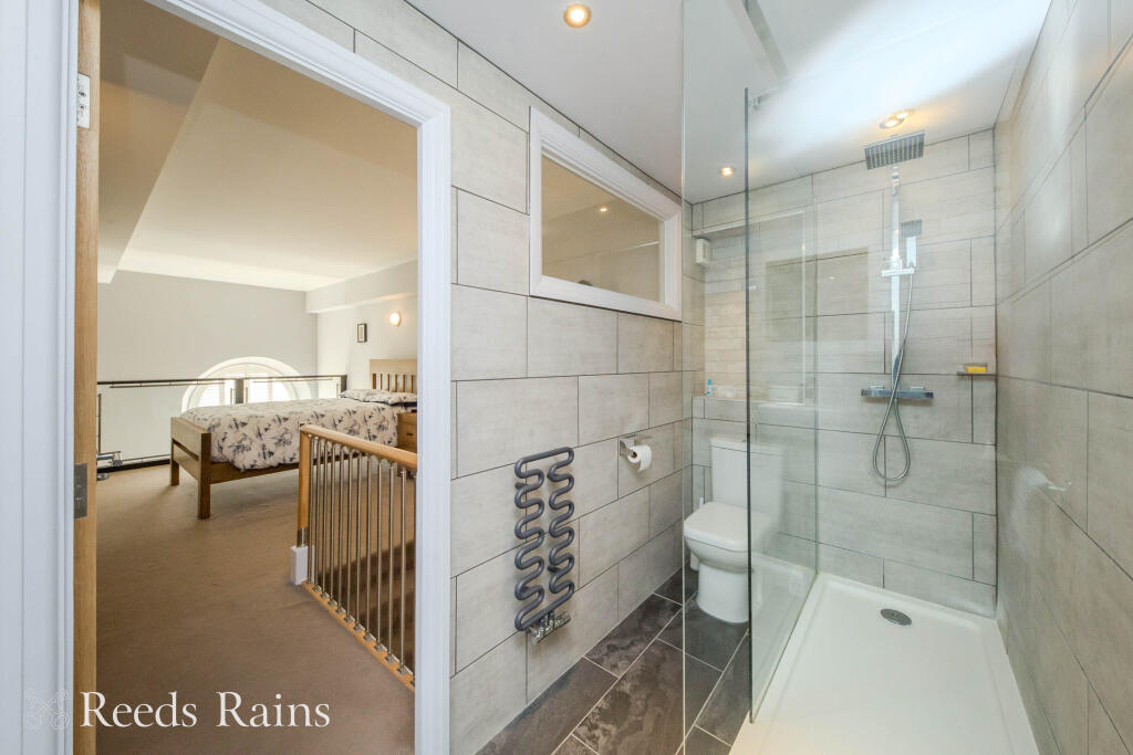 Shower Room/ WC
