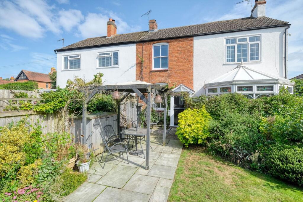 New Road, Astwood Bank, B96