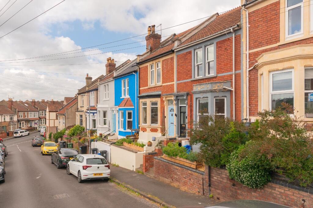 8D6RWH - External C.jpg