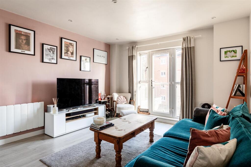 Grove House-12.jpg
