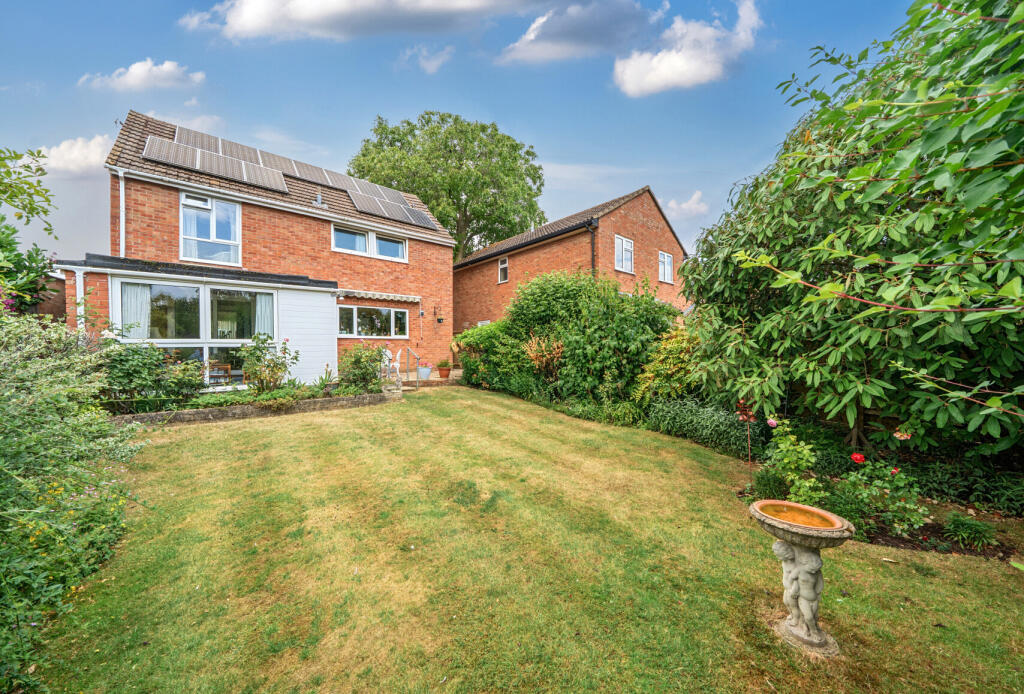 1320941-7-686bb75...