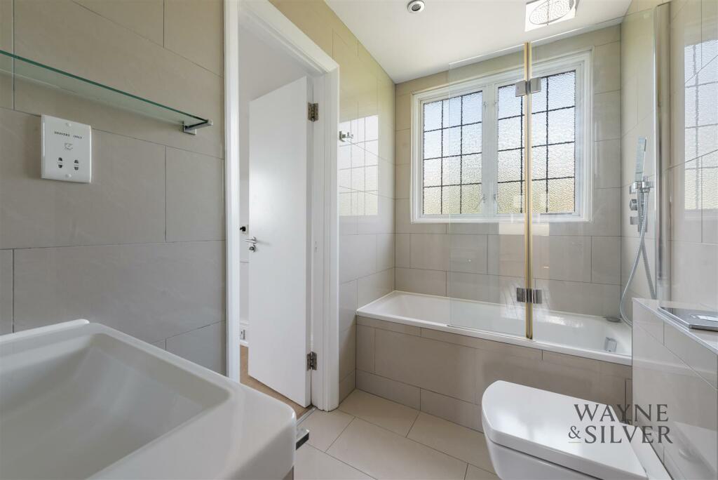 North End Road-8.jpg