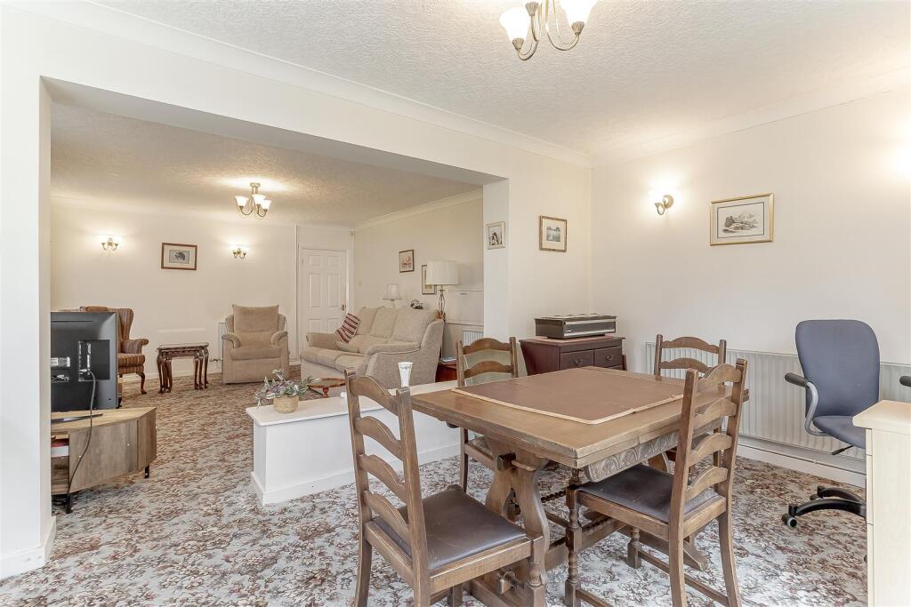 Dining Room - B.jpg