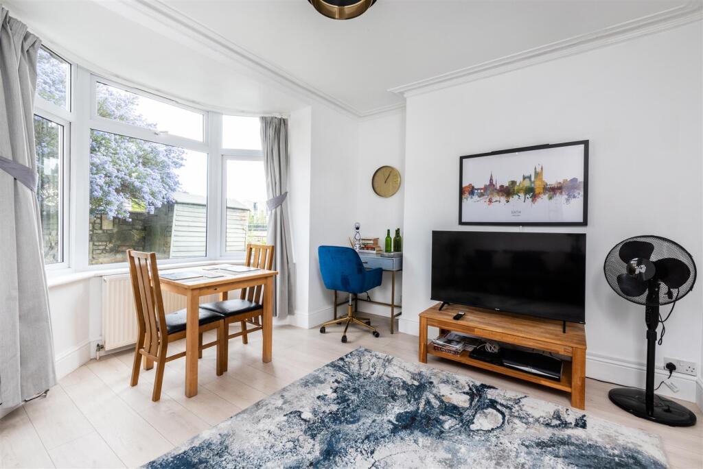 Ground Floor Flat, 7 Onega Terrace, Bath BA1 3AH-6