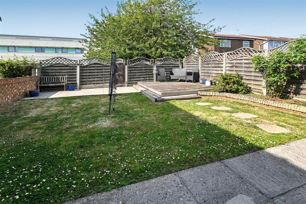 TMf7OzN8v0GY1WKDoTu8rg (1).jpg