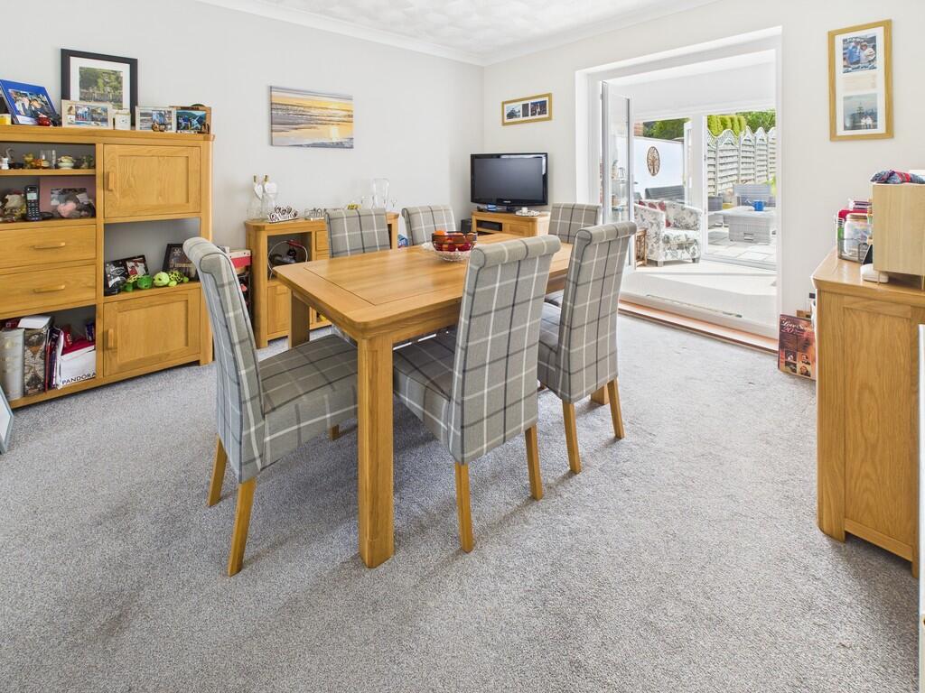 CAM05068G0-PR0014...