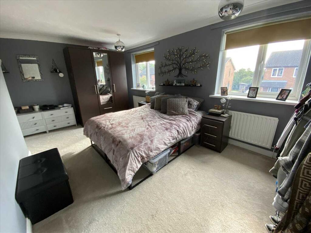 Bedroom 1: