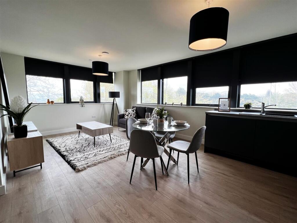 2-bed-flat-5-.jpg