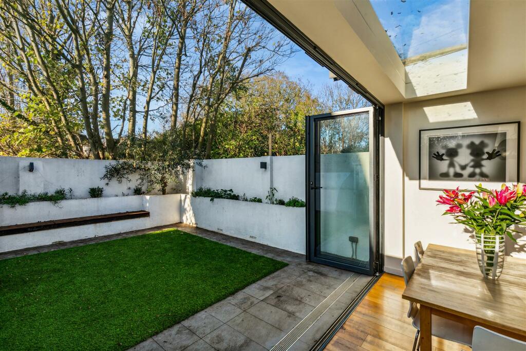 Duke Road, W4 - FOR SALE