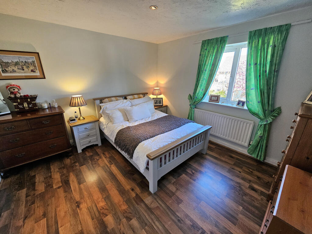 Main Bedroom