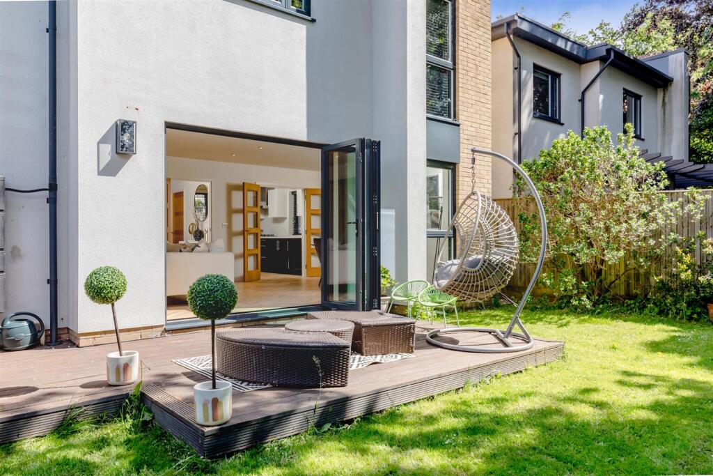 Landscaped rear garden