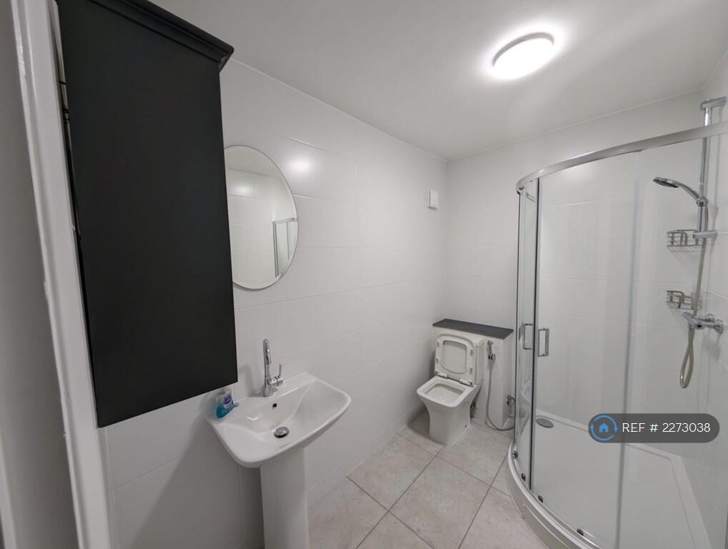 Bathroom 2