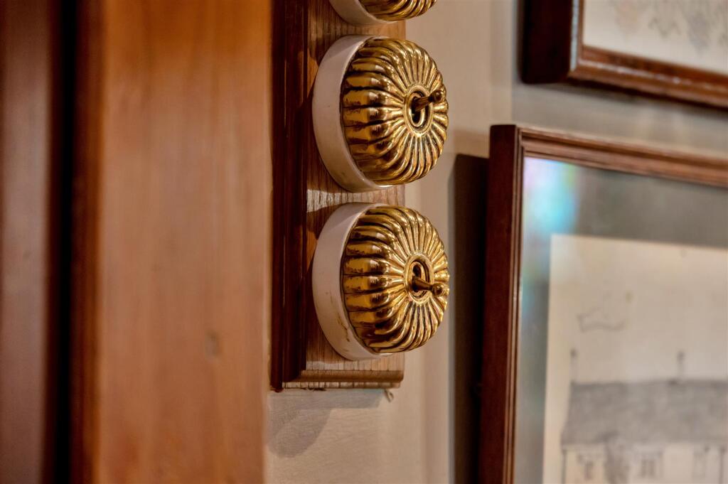 23a High Street PH-60.jpg