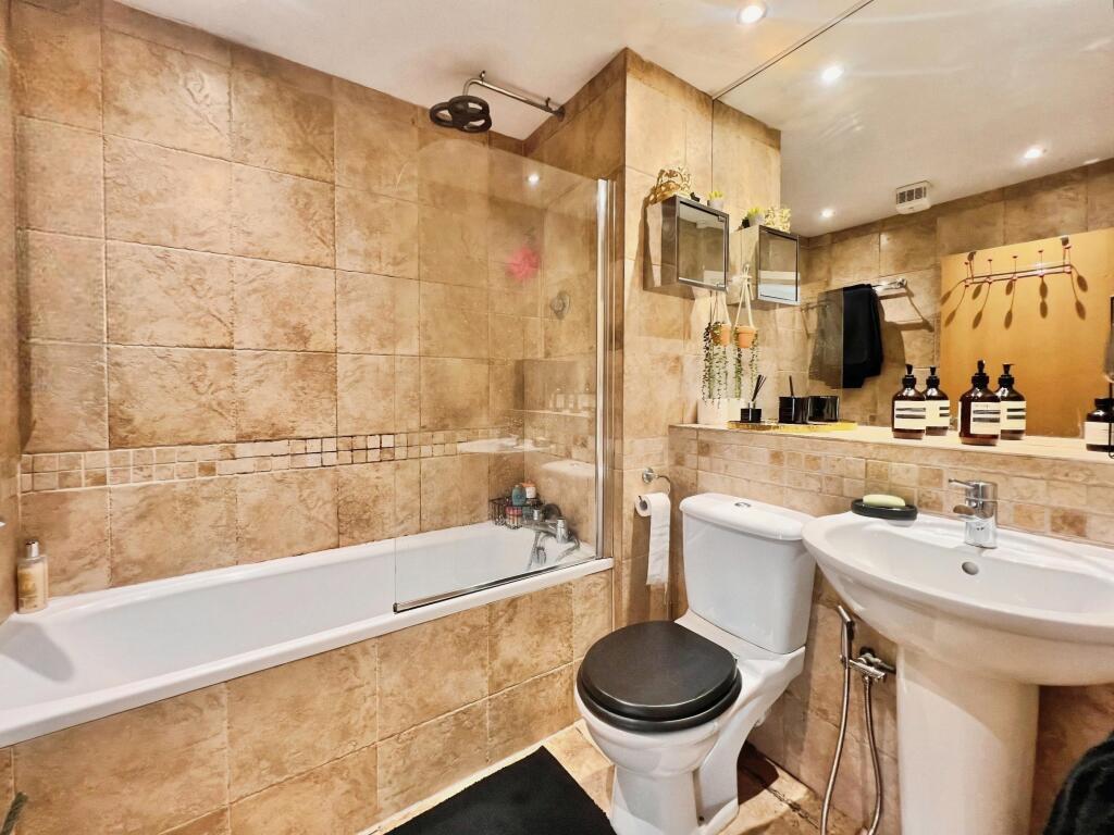 usereditedphotof1434d21usereditedfc4e44c6bd