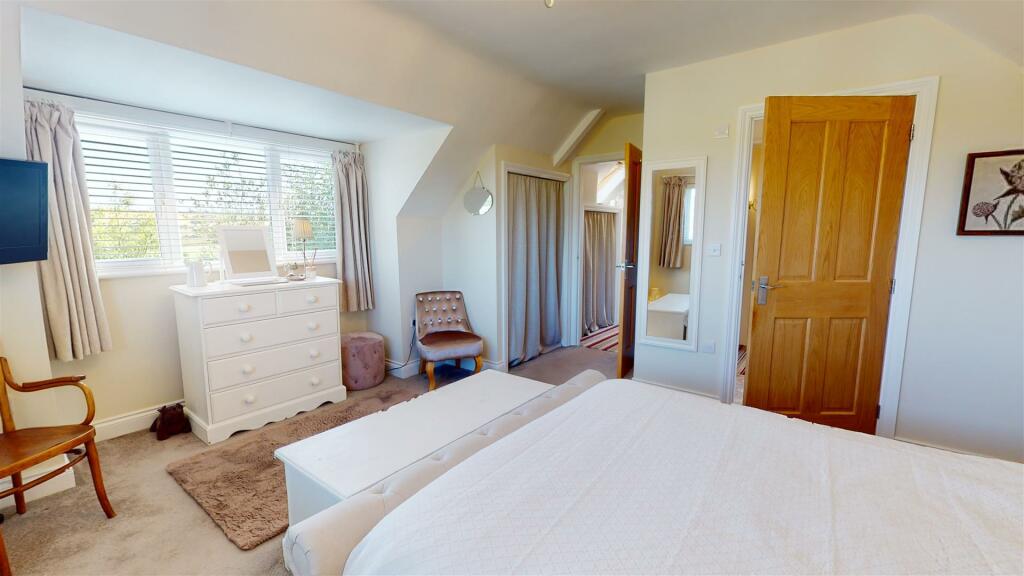 Hazel-Hill-StFlorence-Milton-Tenby-05282023_171734