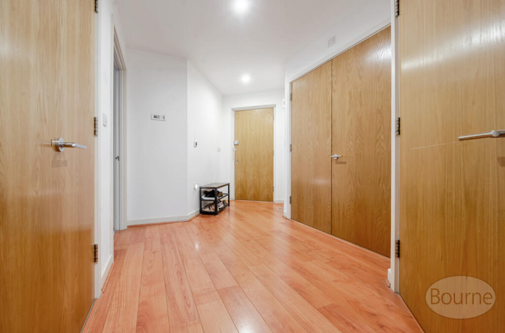 835a605d-13ea-4ab...