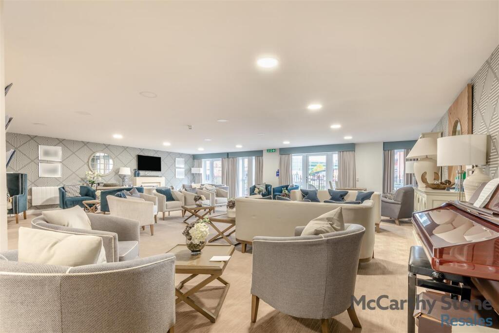 8668183-interior15.jpg