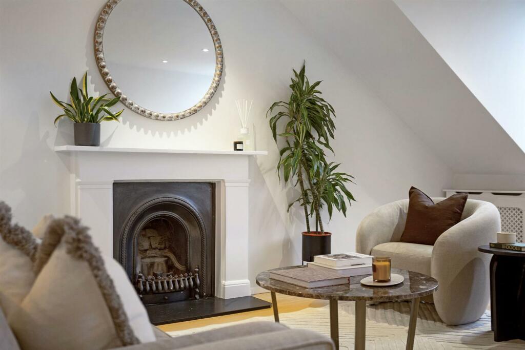 Tedworth-Property-For-Sale-Gledhow-Gardens-SW5-8.j