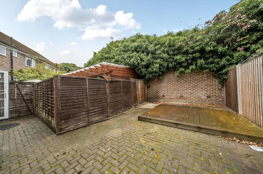 Davidson Frost-Wellings, DFW, Springfield Close, S