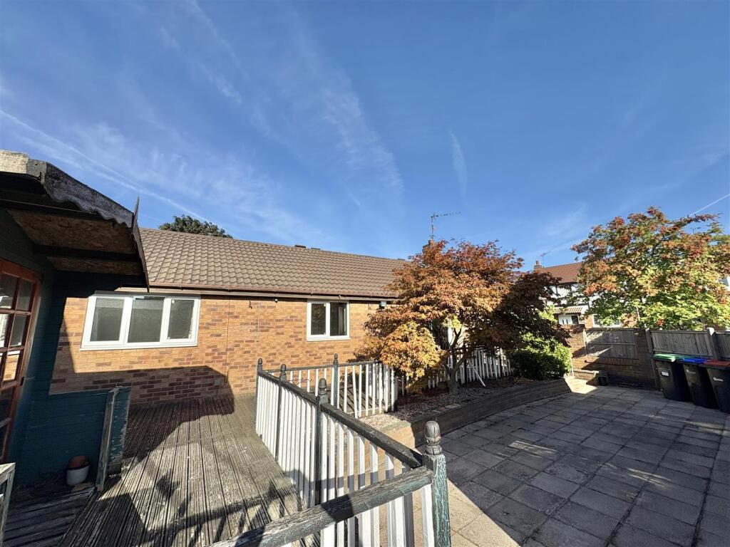 Enclosed Rear Garden