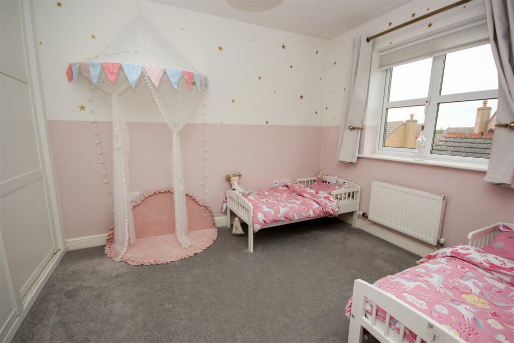 Bedroom 2.jpg