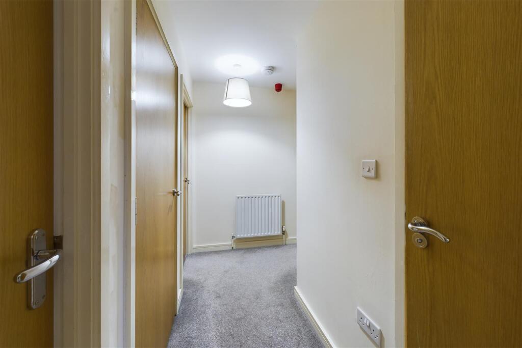 Flat 9, 3 Norfolk Heights, Norfolk Avenue, St Paul
