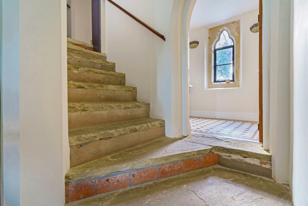 The Old Vicarage 312451- (14).jpg