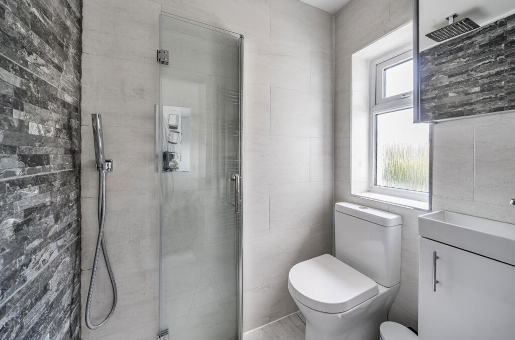 1332315-12-688cec...