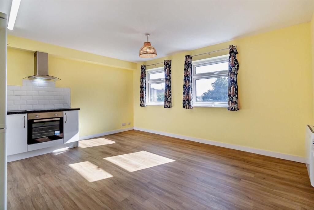 8660353-interior01-800.jpg
