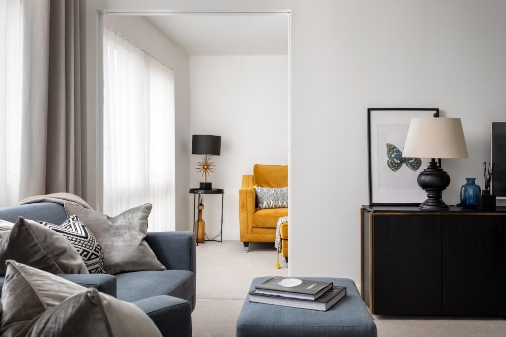 Living Area/Bedroom