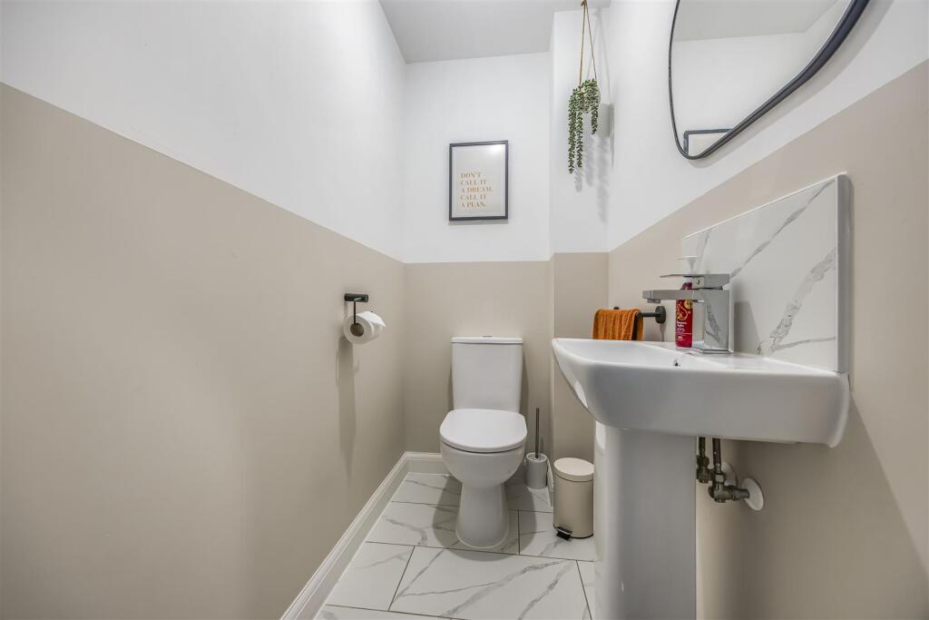 3 Mulberry Walk, Bedhampton-PorticoMarketing-SoldB