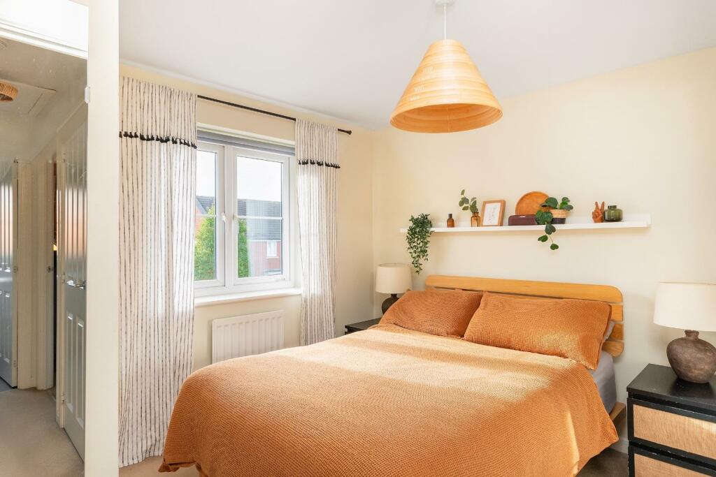 3S7LCHD - Bedroom H.jpg