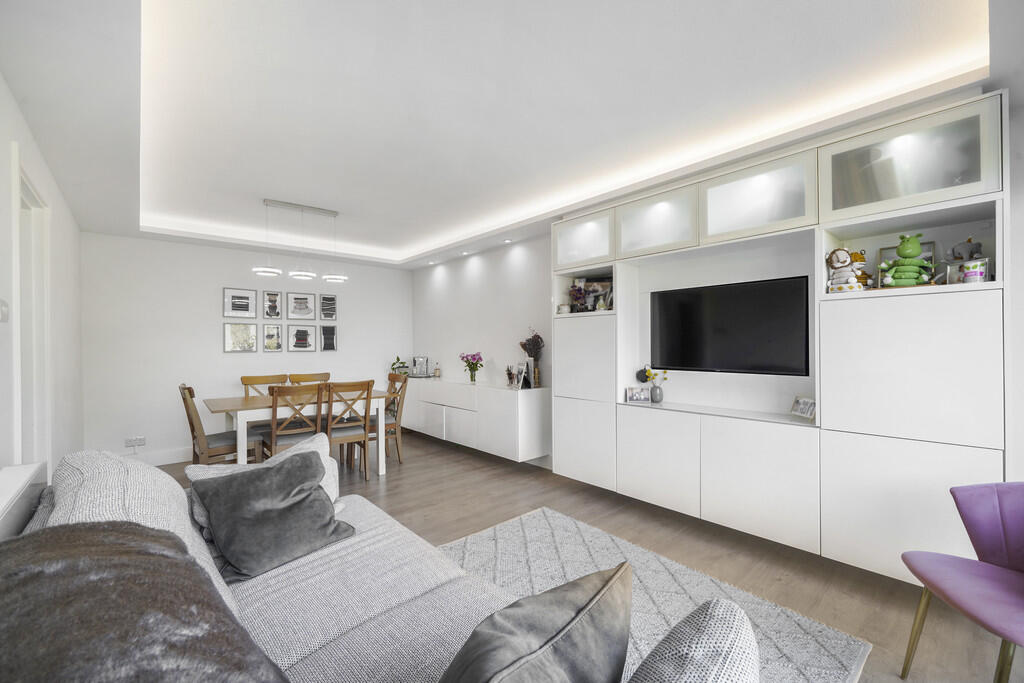 Flat 32, Claydon ...