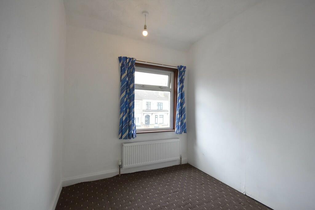 Bedroom 3-min