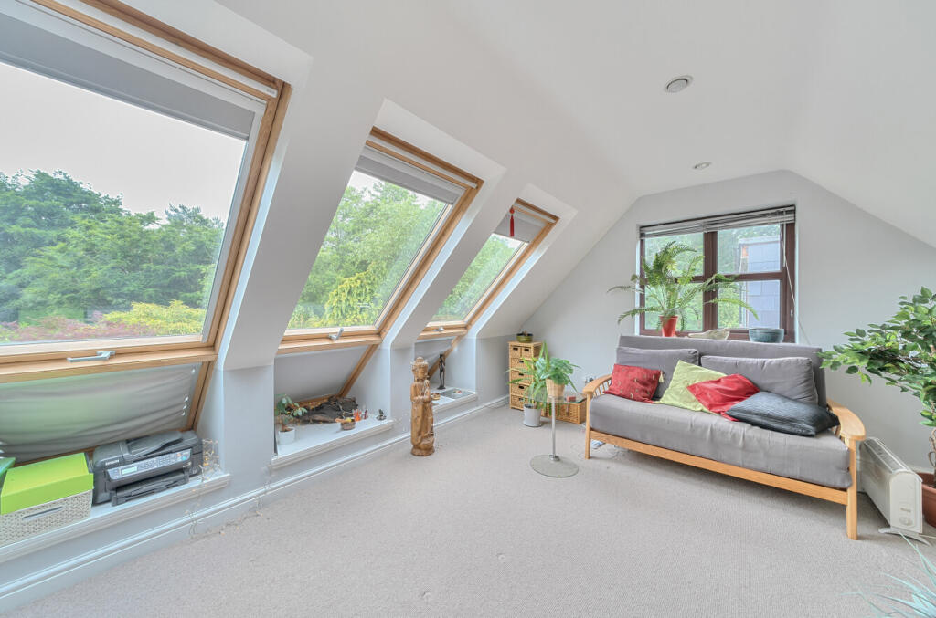 1301467-1-68387bf...