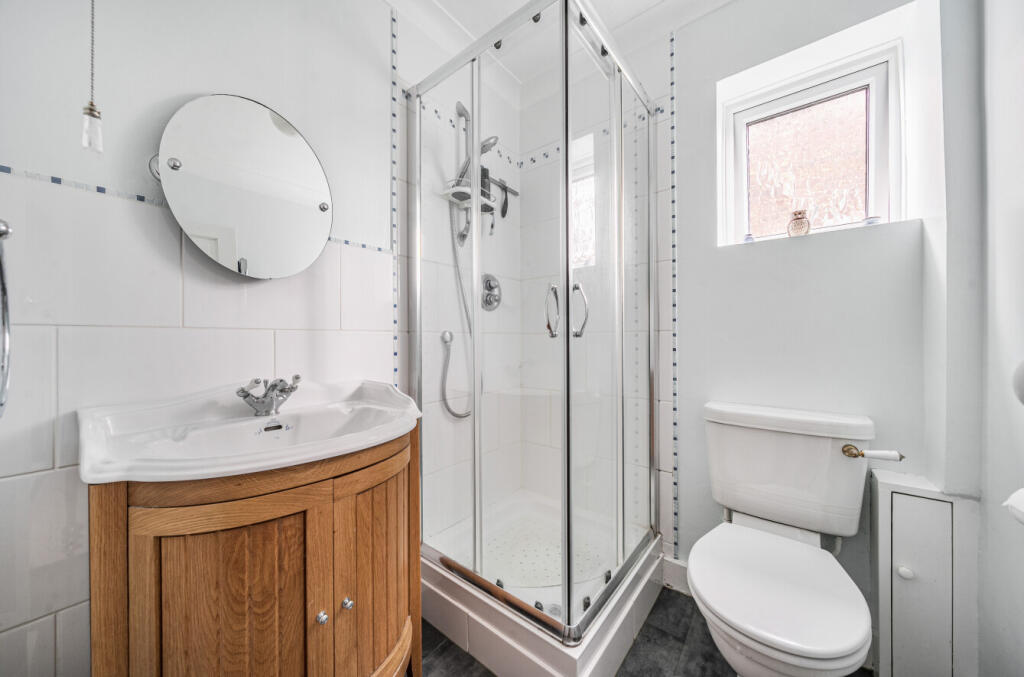 1312994-8-68528ba...