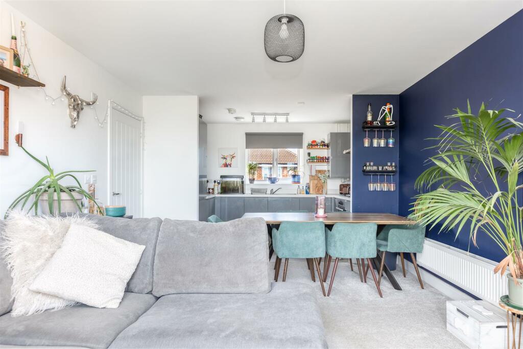 Entertaining area