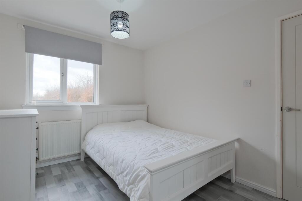 052-22 General Roy Way Carluke, ML8 4LP.jpg