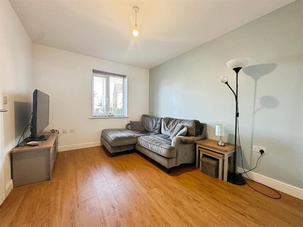 89b20887--4CC0-90EA-8930791B62C3-31504-00002388206