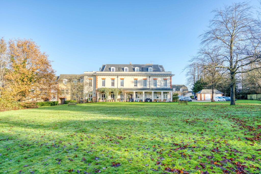 Flat 14 Sparrows Herne Mansions Fuller Close Bushe