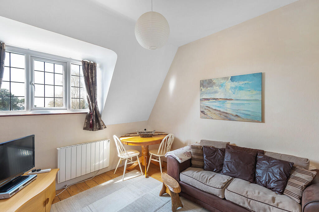 Abbots Court ph46