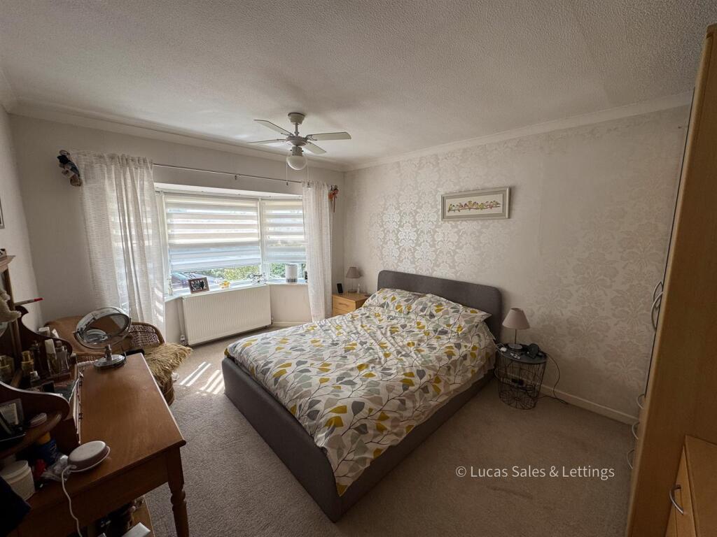 114 Gipsy Lane Kettering-29.jpg